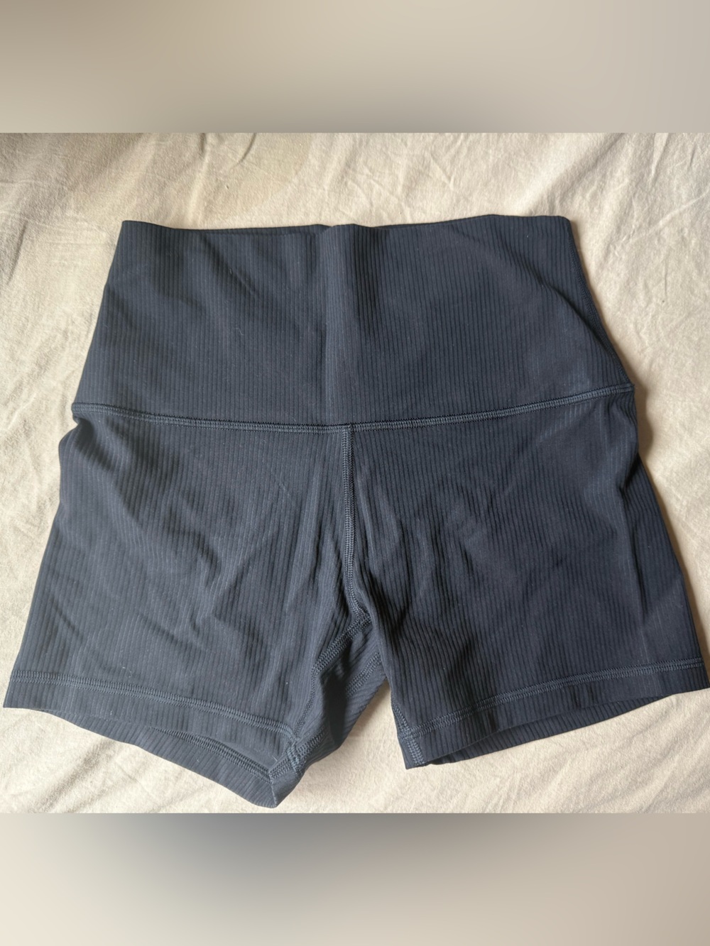 lululemon Align™ High-Rise Ribbed Short 4"